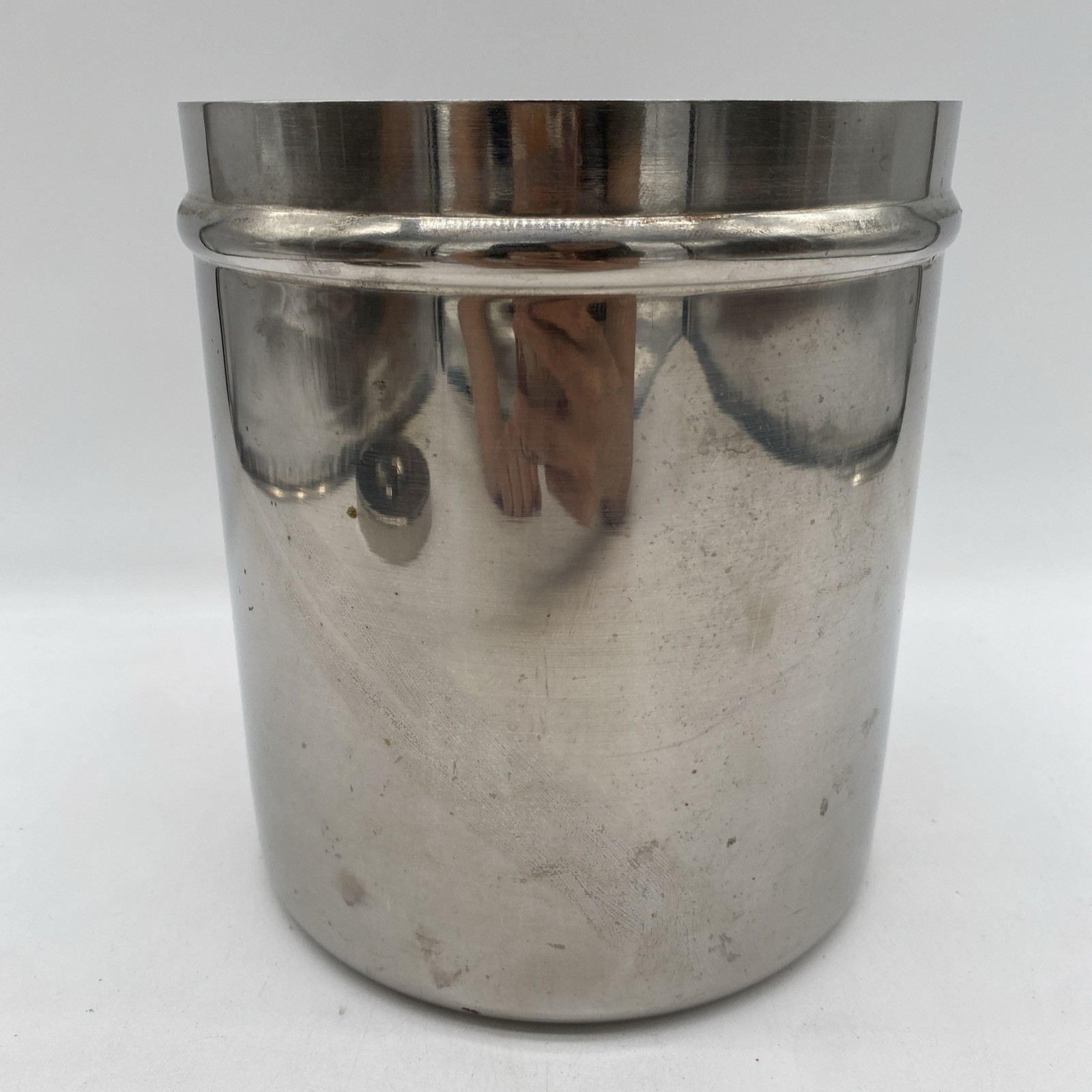Vollrath Stainless Steel Canister With Medical Lid – 8803