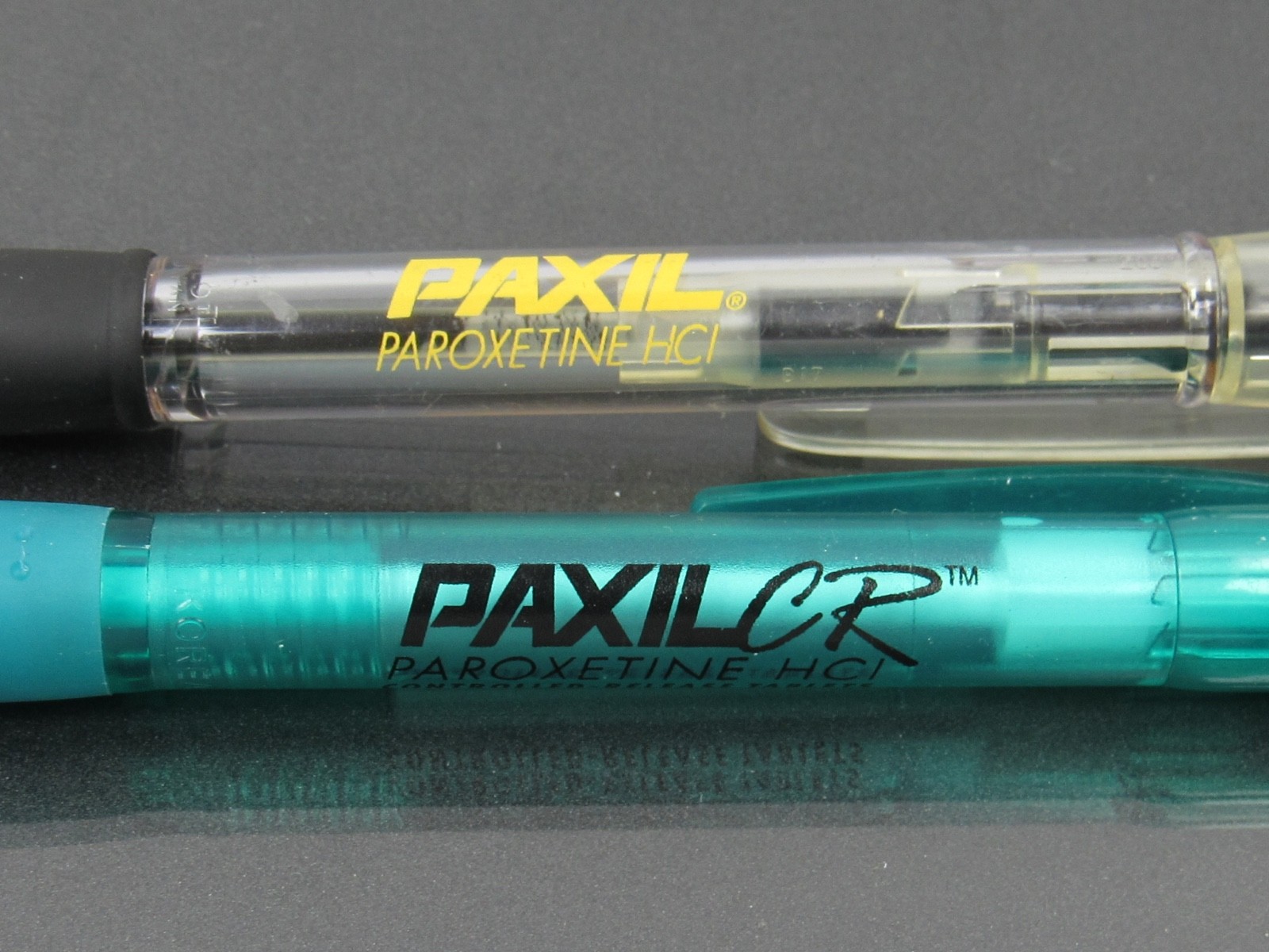 Translucent Paxil PENS Drug Rep Pharmaceutical Promo Medical Advertising Lot x2