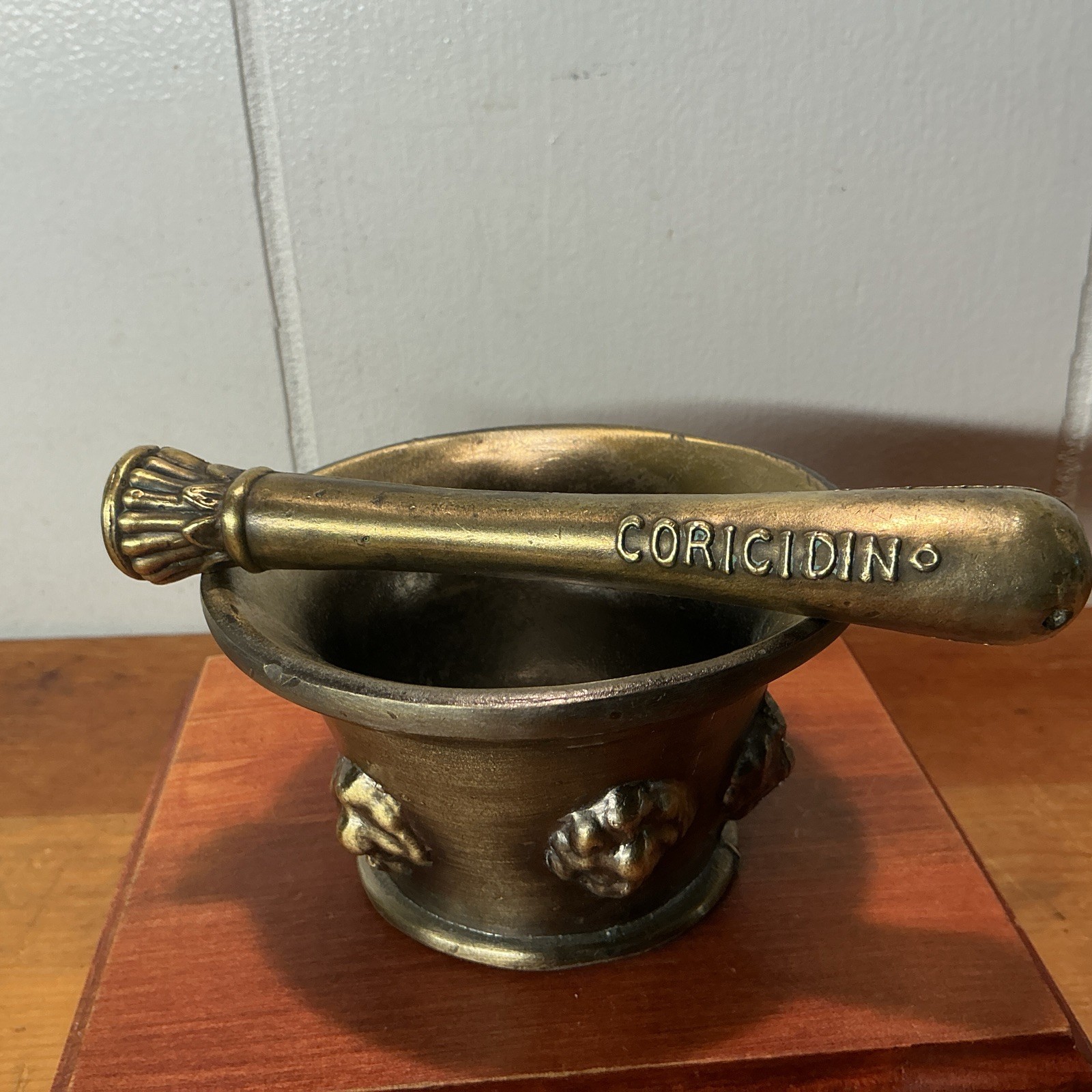 VTG. 1940’s, Mortar And Pestle W/CORICIDIN Embossed, 1 Lbs 11 oz.,2.5”H, 4” Diam