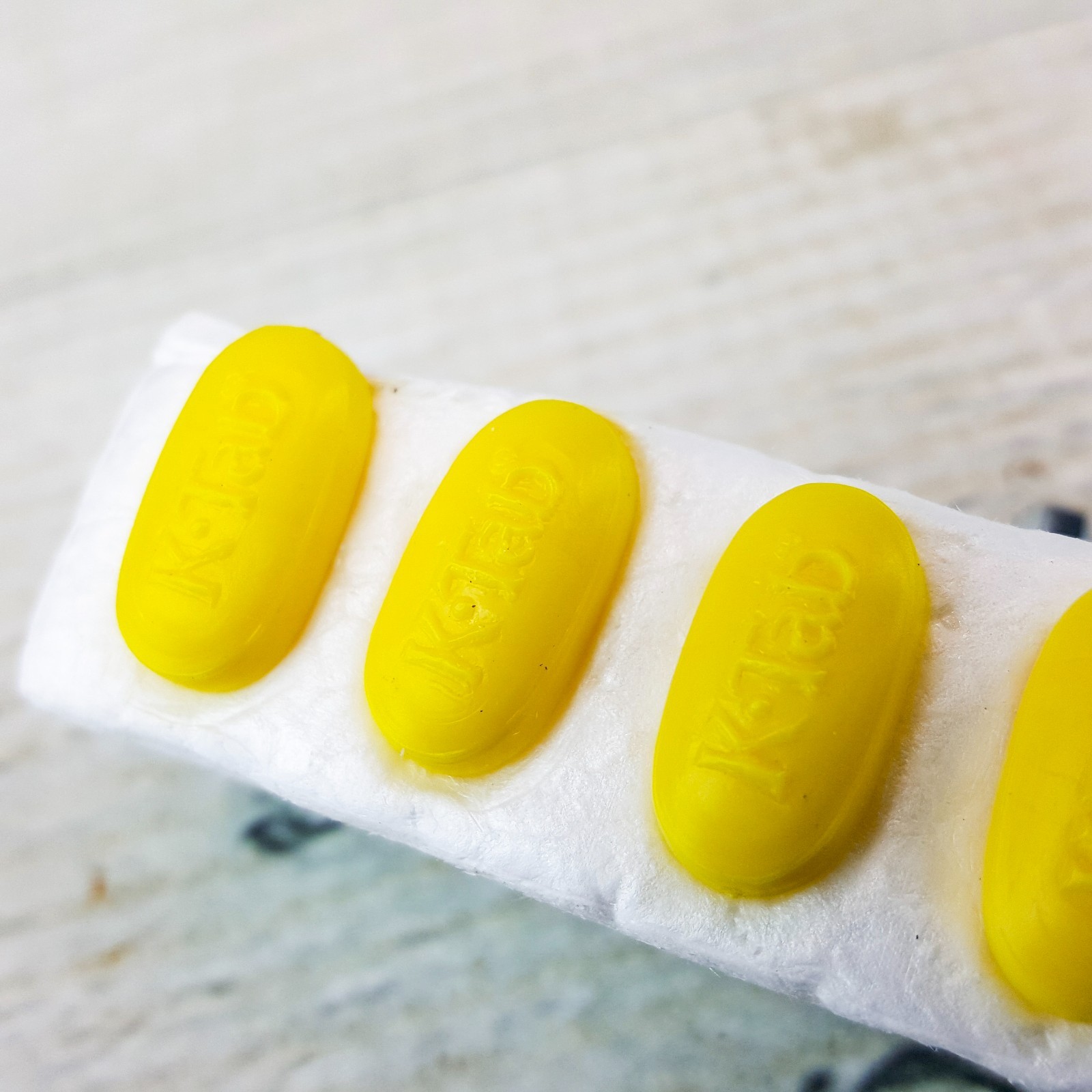Vintage K-Tab Thumbtacks 5pc Push Pins Yellow Pill Shape Pharmacy Pharm Rep