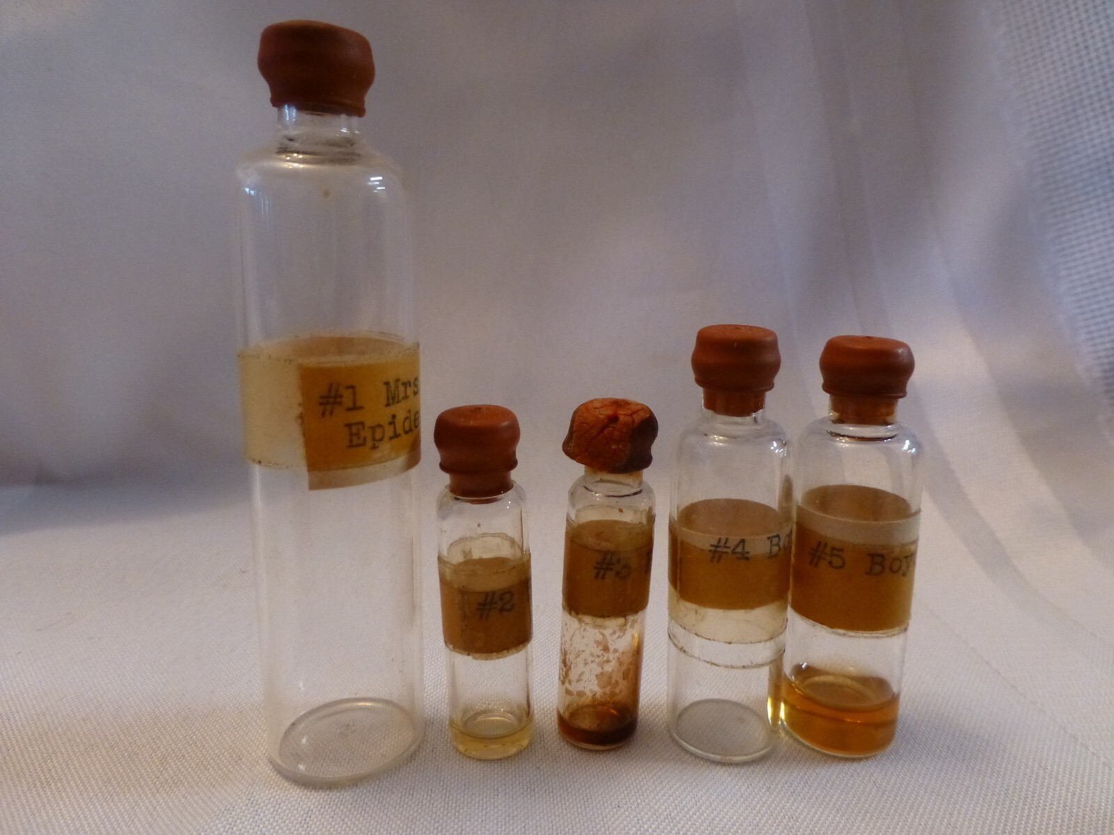 Five Pharmaceutical/Syringe Vials Var. Sizes 1940’s Instruction Letter by Doctor