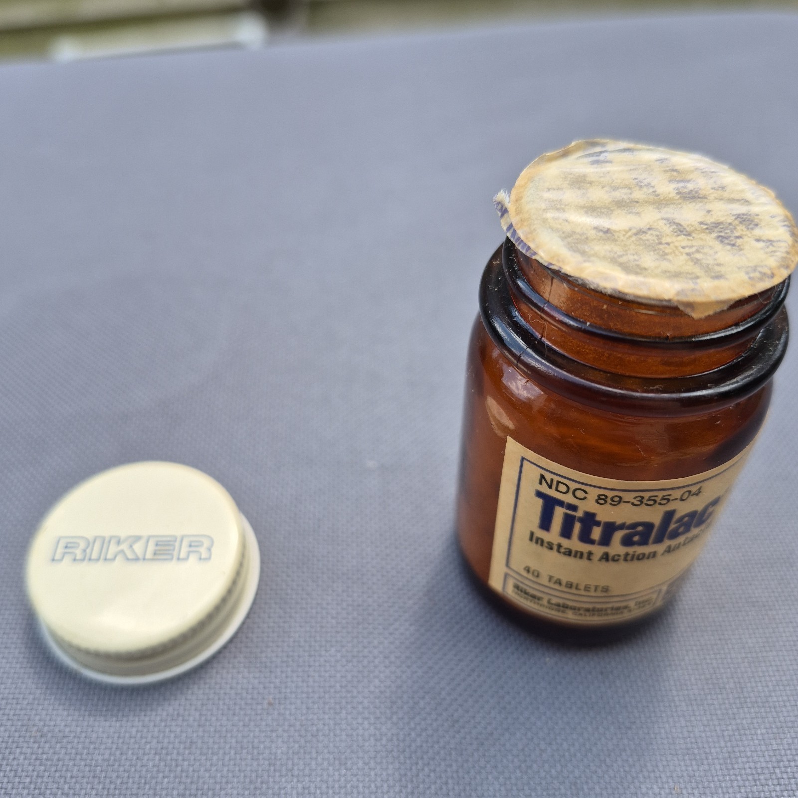 Vintage Titralac Antacid Bottle Riker Labs 3M Glass Pharmacy Apothecary Prop