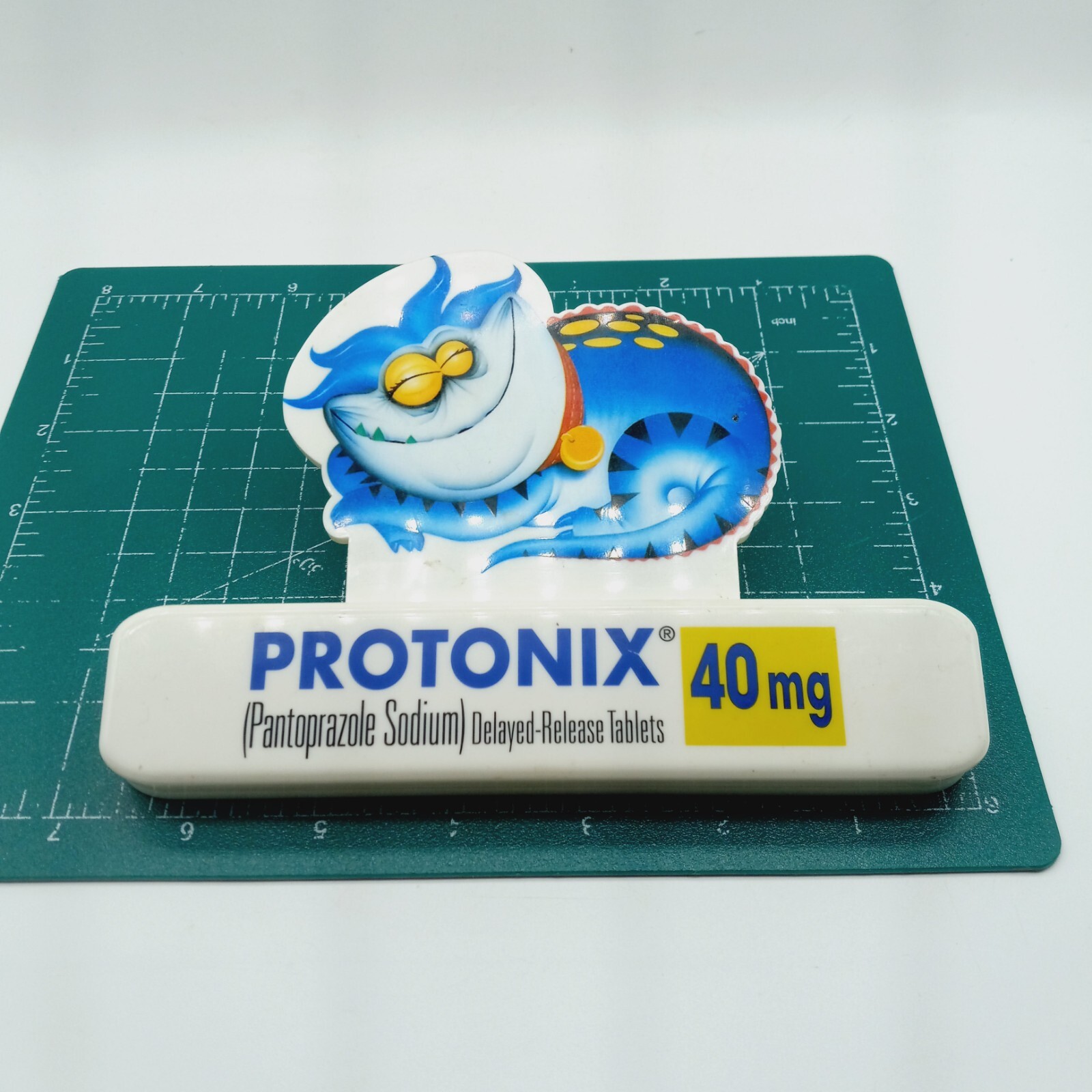 Vtg Protonix Refrigerator Magnet Clip Pharmaceutical Rep Advertisement 6.5″