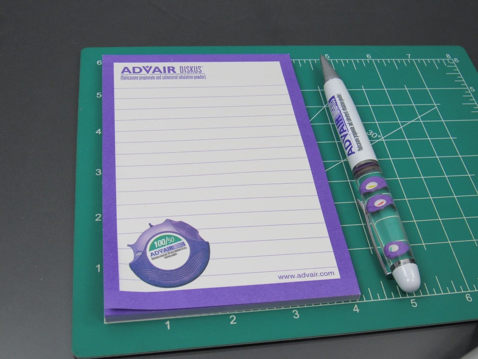 Advair Lot Floating Diskus PEN + Sticky Pad Drug Rep Pharmaceutical Advertising