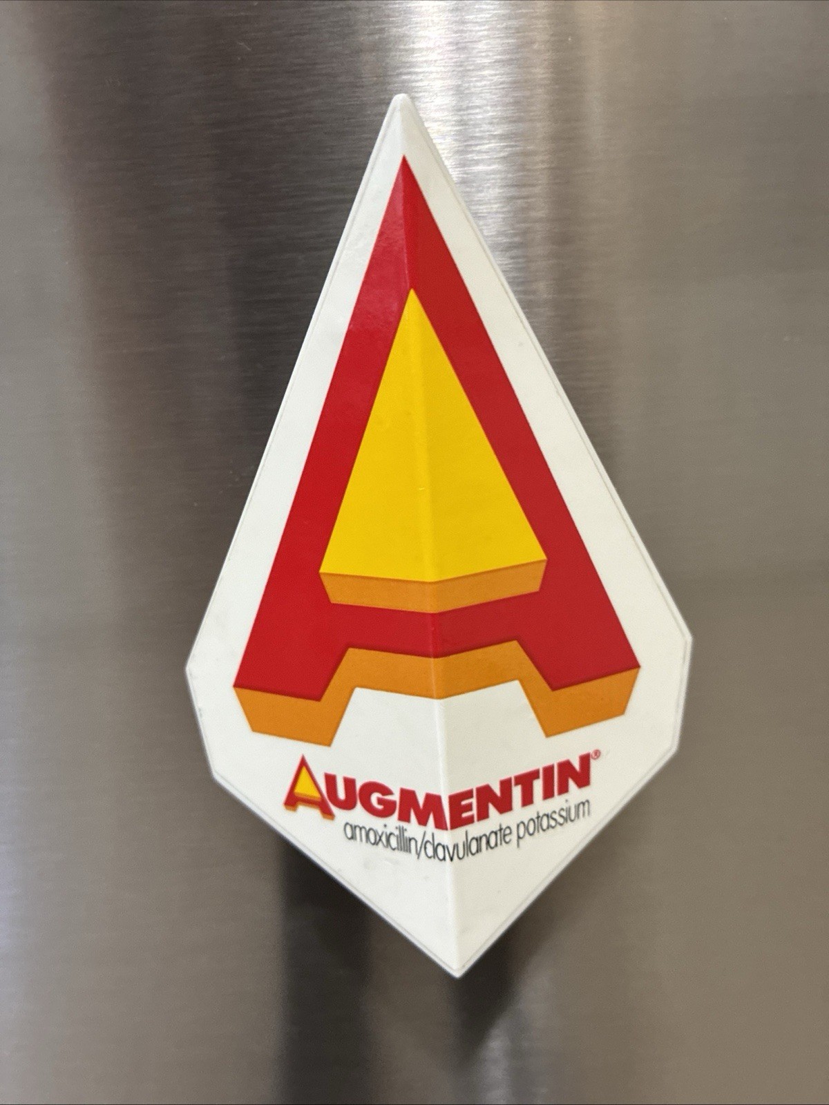 Rare Vintage Pharmaceutical Medical Refrigerator Magnet Holder Paper Clip