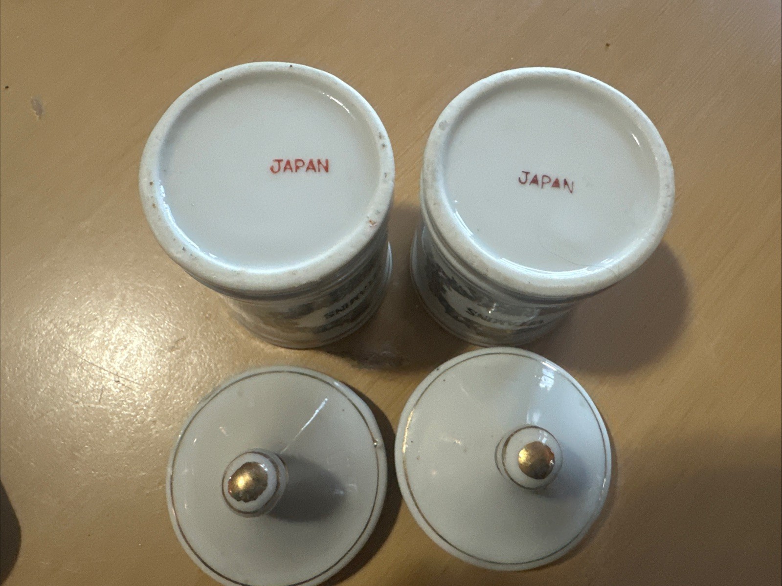 2 Vintage Porcelain APOTHECARY JARS with Lids “VITAMIN” 3.75″ x 2.25″