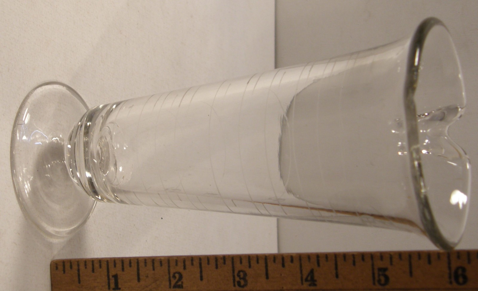 VINTAGE GLASCO CLEAR GLASS ETCHED FOOTED MEASURING POURING BEAKER APOTHECARY LAB
