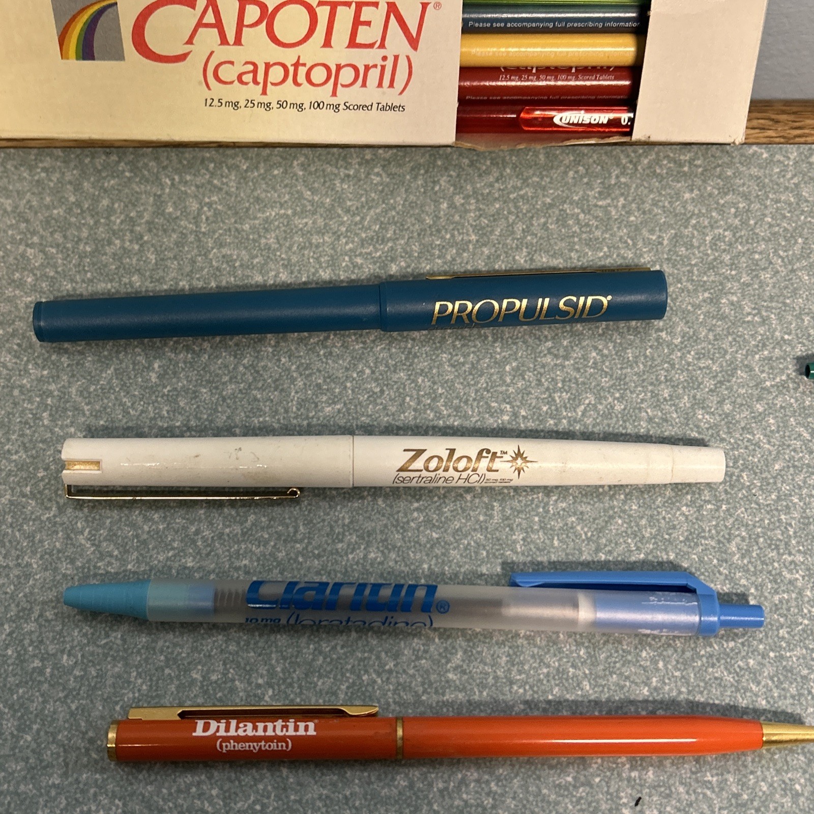 32 Vintage Pharma Rep Promo Pens Pencils Zoloft, Dilantin, Viagra, Claritin, …