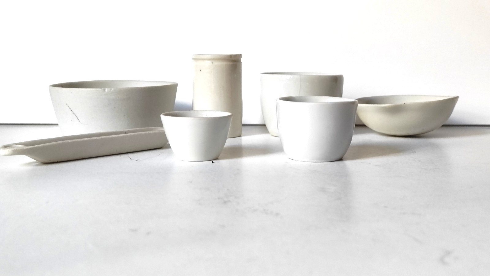 PORCELAIN SMALL VESSELS, Evaporating Dishes, Set of 7 – Pharmacy, Labs, Vintage