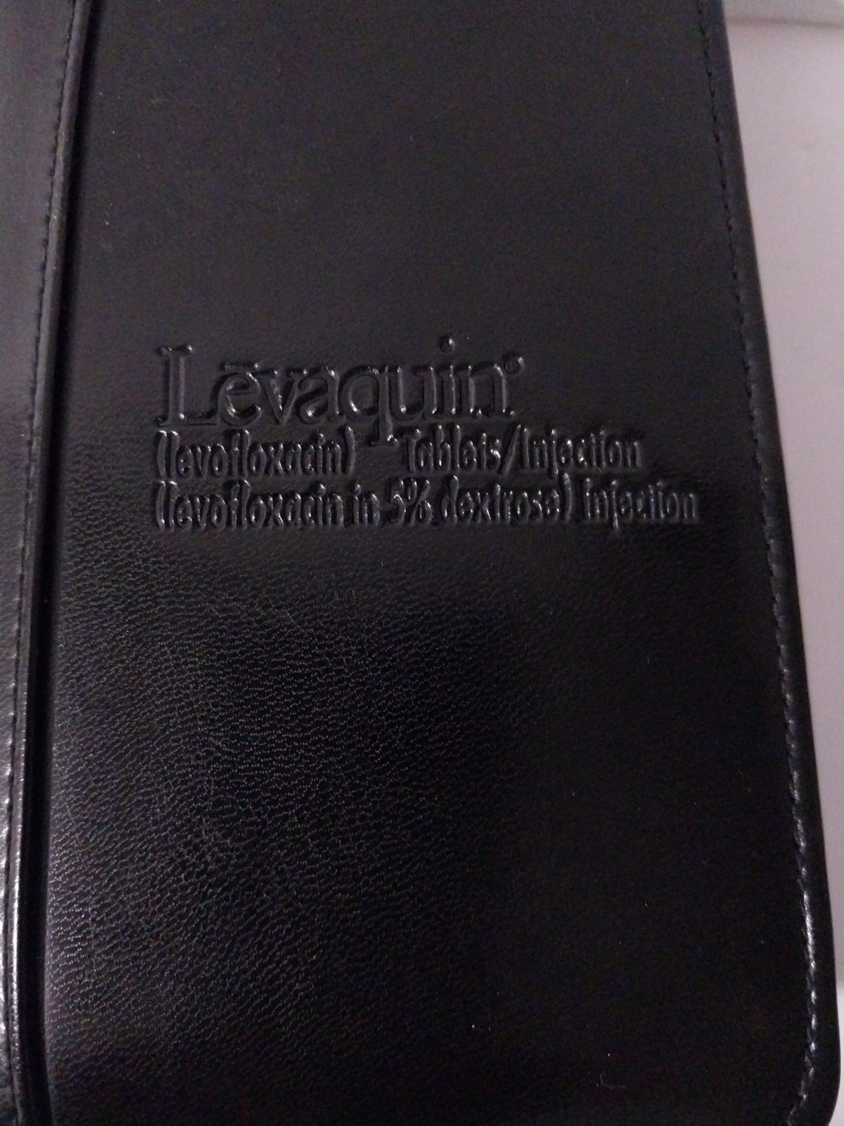 Levaquin Pharmaceutical Advertising Zippered Organizer Business Card Portfolio