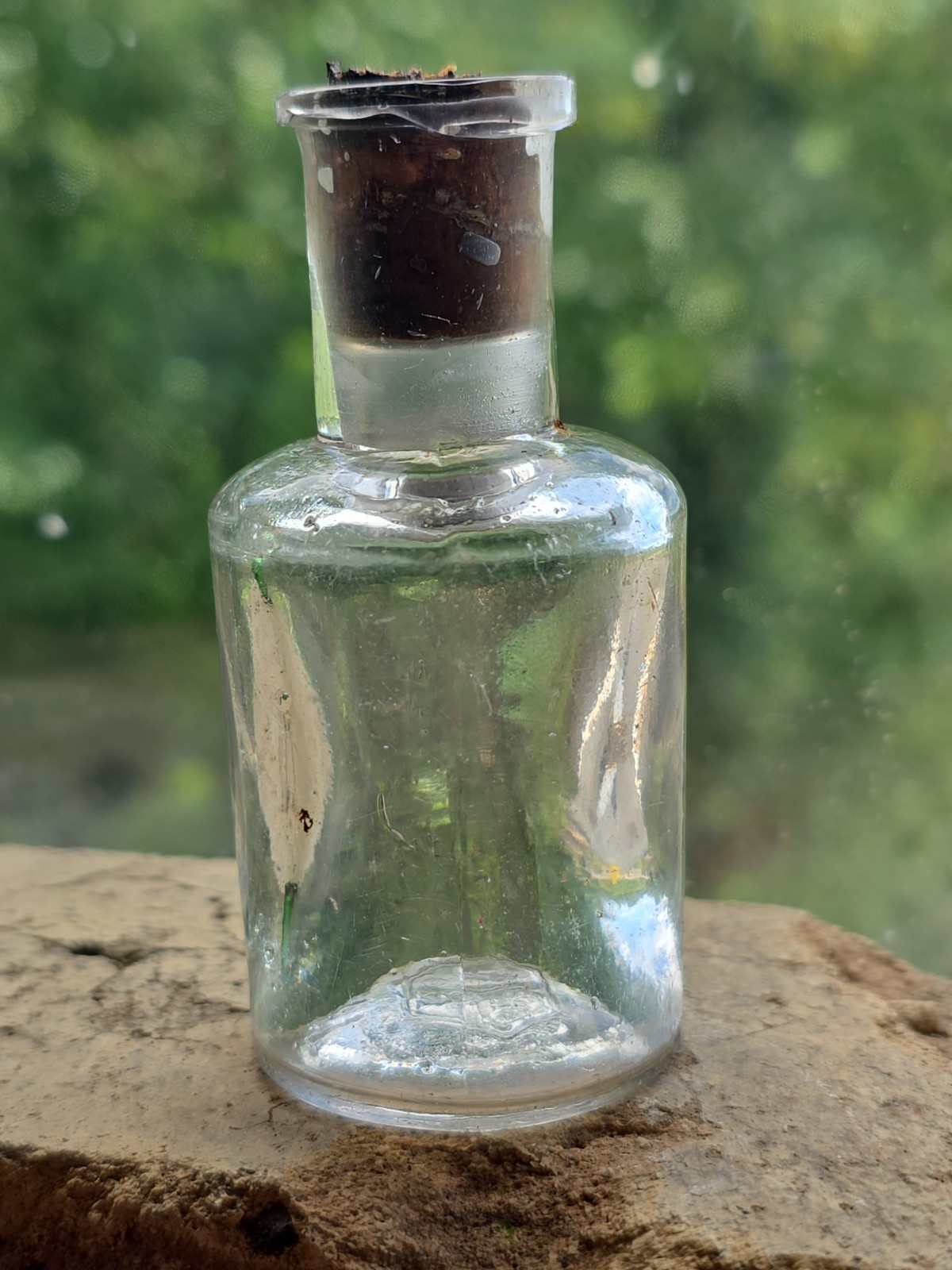 Antique Late Victorian Yorkshire Glass Co Chemist Bottles