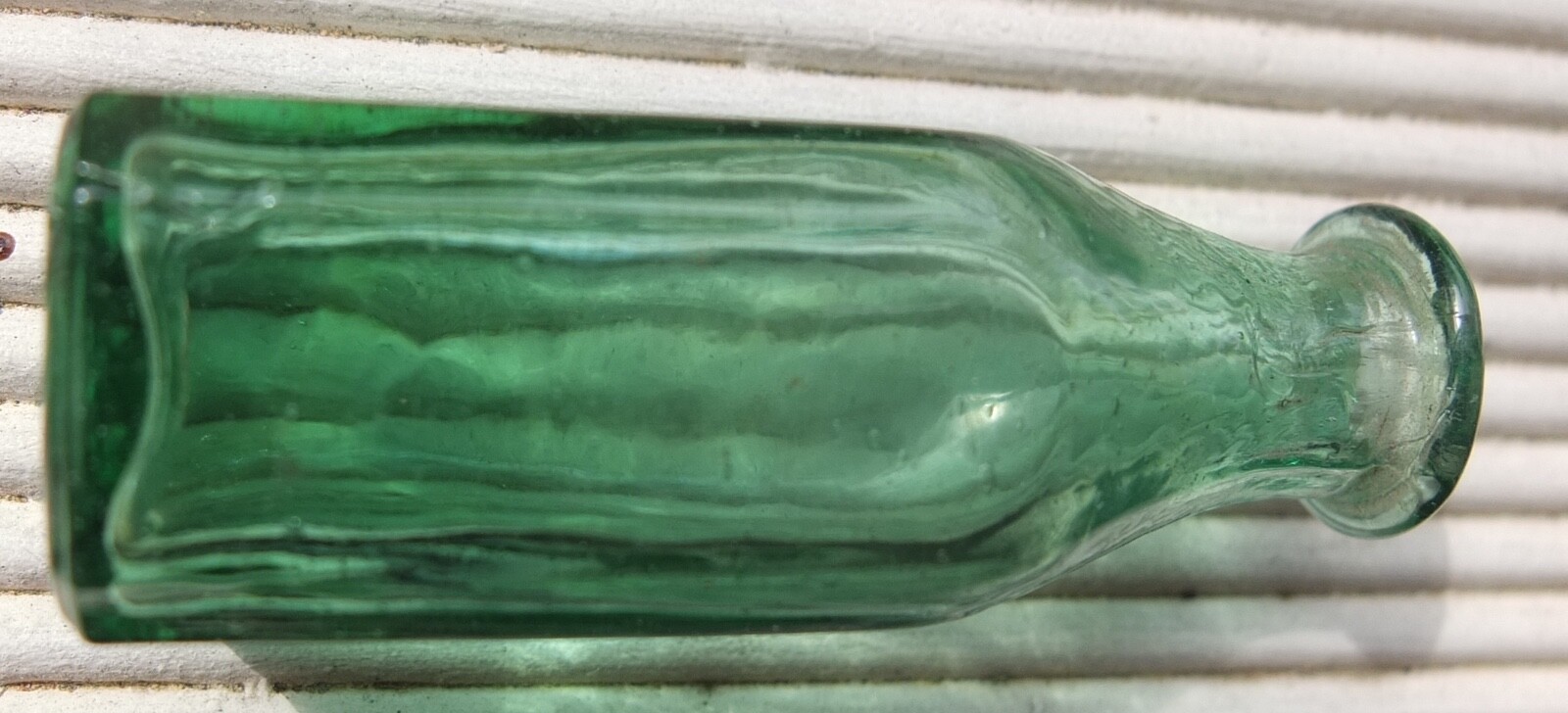 Vintage Green Glass Small Pharmaceutical Bootle