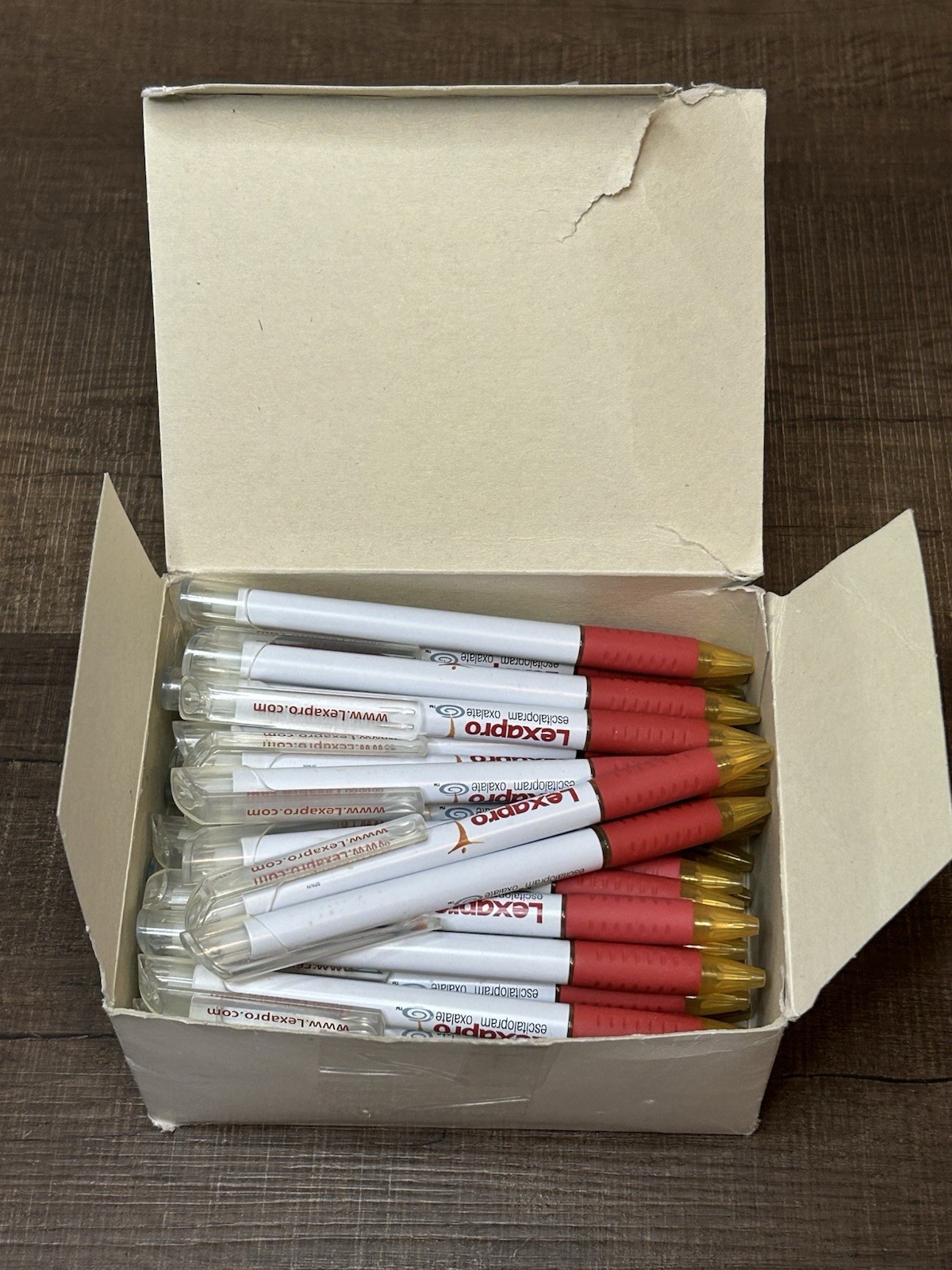 Lot Of 44 Lexapro Pens Pharmaceuticals Collectable Pharma Rx Drug Rep All Tested