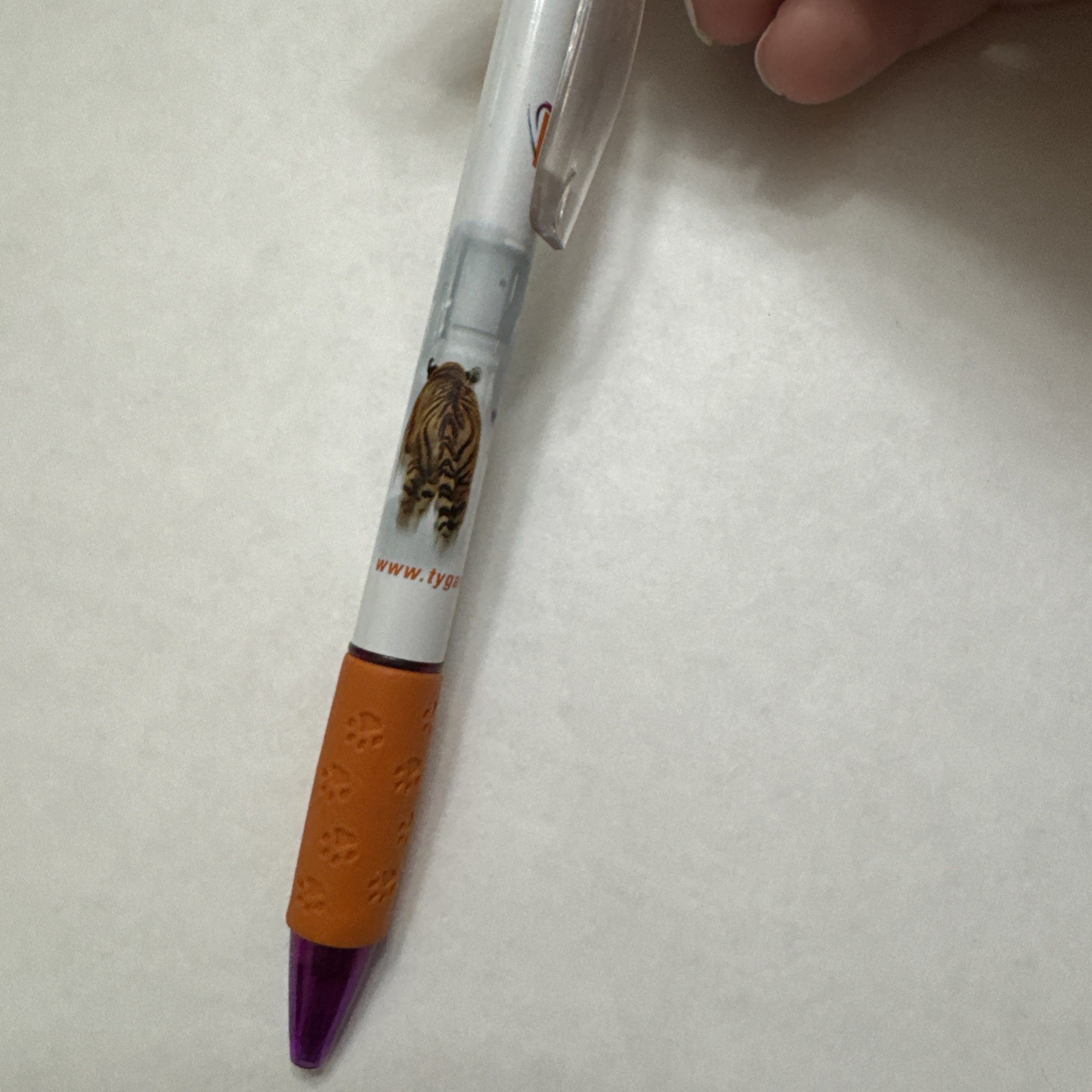 Tygacil Salesmen Sample Pen Drug Rep Pharmaceutical Tiger Stripe white purple