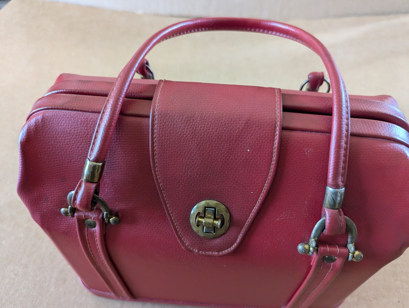 Rare! Vintage Burgundy Maroon Thick Heavy Leather Travel Doctor’s Bag Apothecary