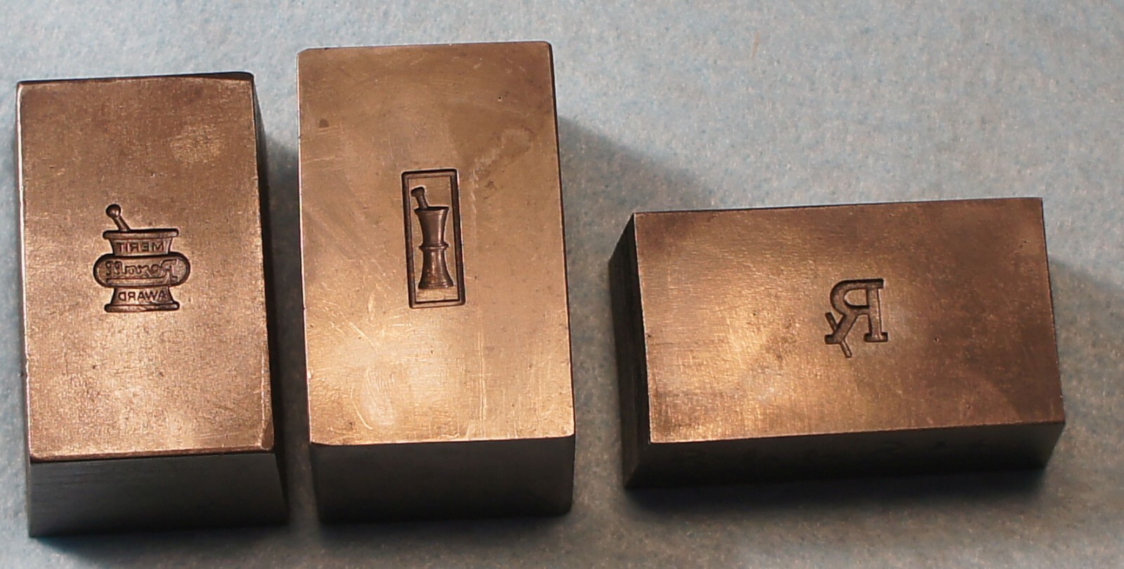 3 Vintage PHARMACIST * MORTAR & PESTLE Pin STEEL STAMPING DIES Robbins RY199