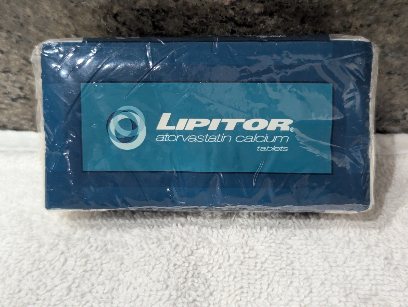 RARE LIPITOR FACIAL TISSUE PACK DRUG REP PROMO PHARMACEUTICAL