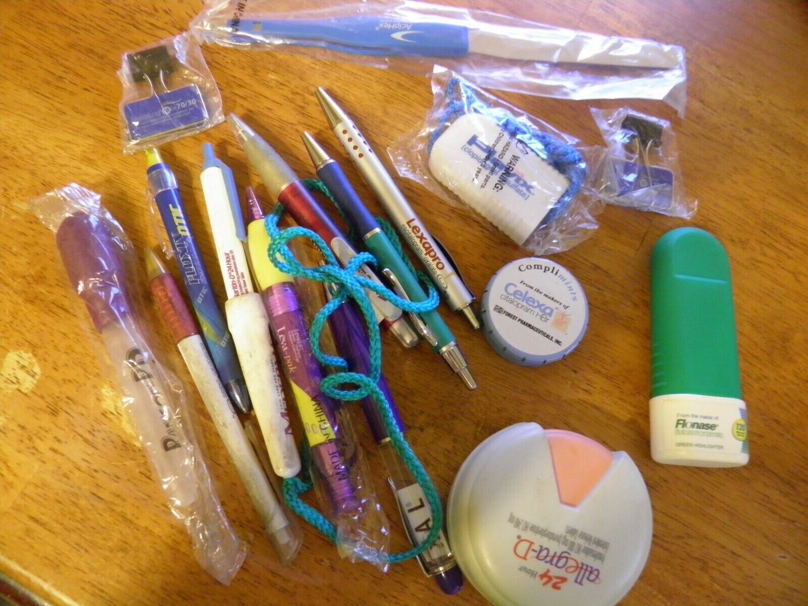 VARIOUS DRUG REP ITEMS & WALGREENS ITEMS