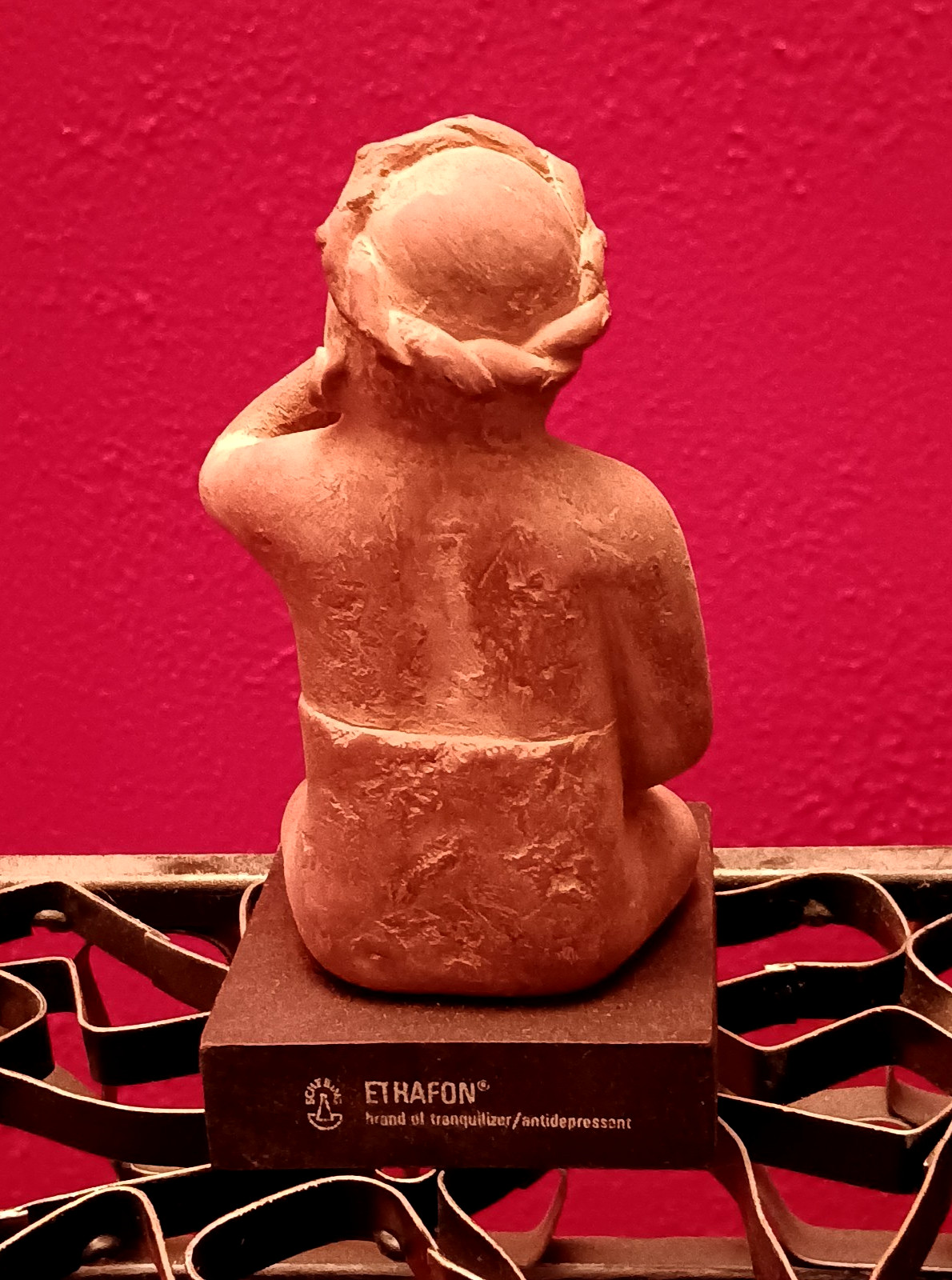 VINTAGE MEXICAN TERRACOTTA CLAY FIGURE PORTRAIT OF ANXIETY/DEPRESSION ETRAFON
