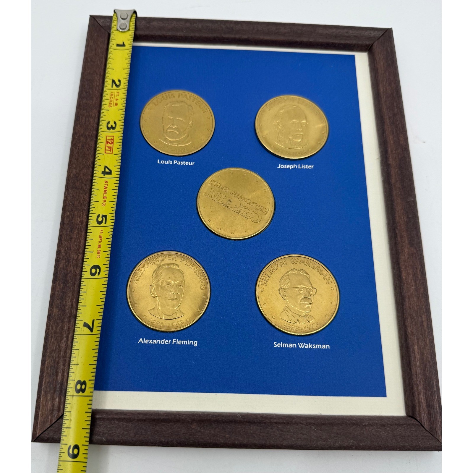 Vintage Ceftin Pharmaceutical Medals Framed Famous Scientists Medical History