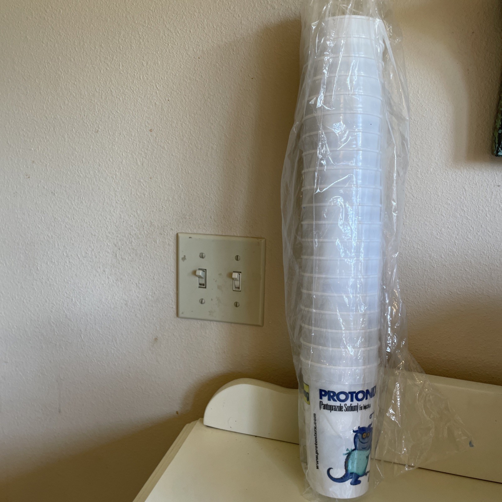 20 Protonix I.V. Pharmaceutical Drug Rep Advertising Promo Plastic Drinking Cups