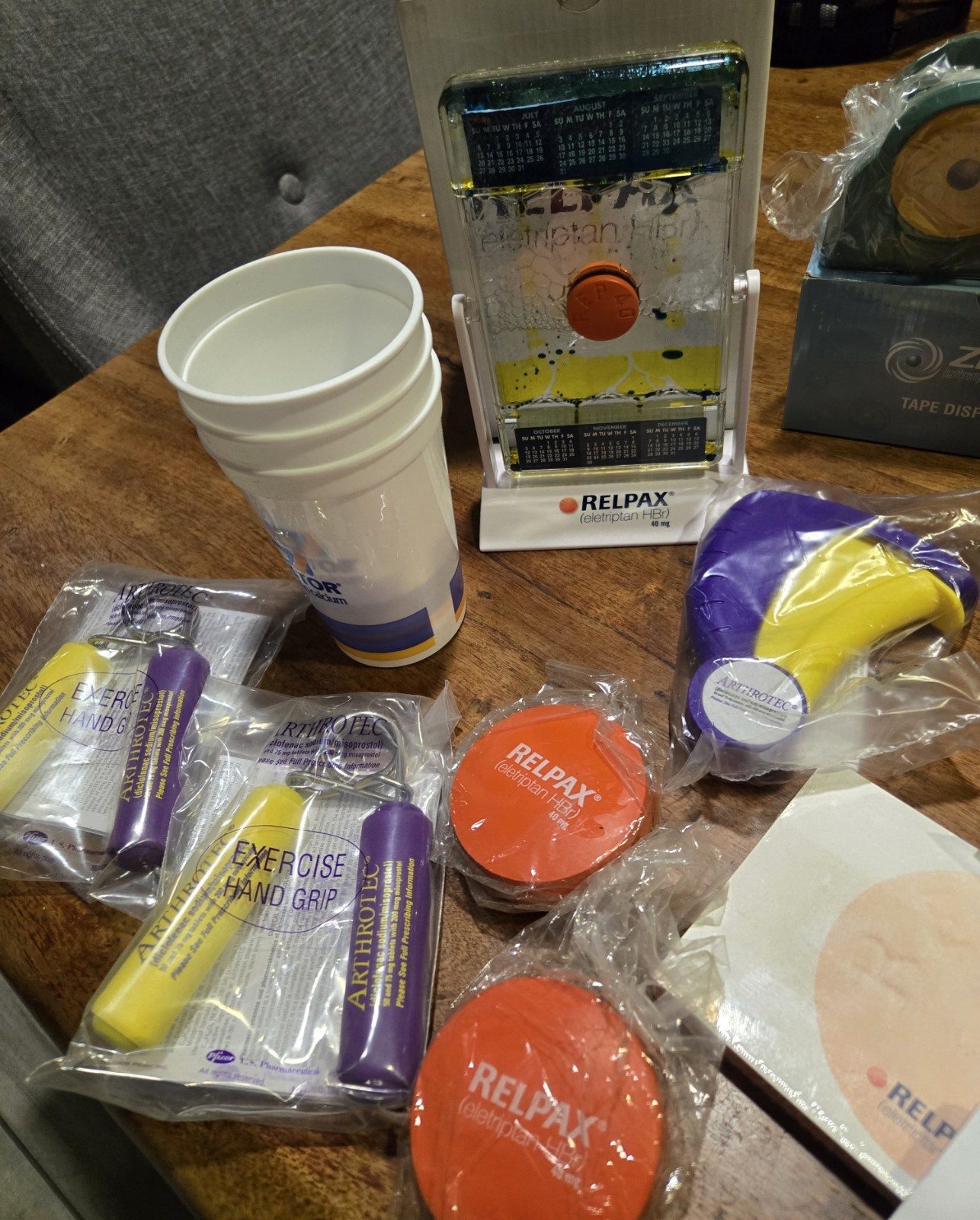 Pharmaceutical Drug Rep Marketing Office Supplies Lot Relpax Crestor Zmax LQQK !