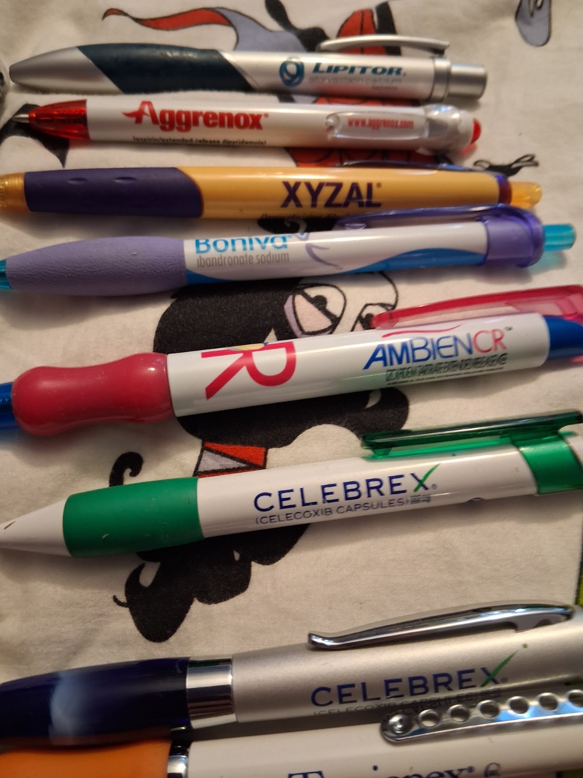 Lot 17 Pharmaceutical Rep pens Celebrex Boniva Diovan AmbienCR