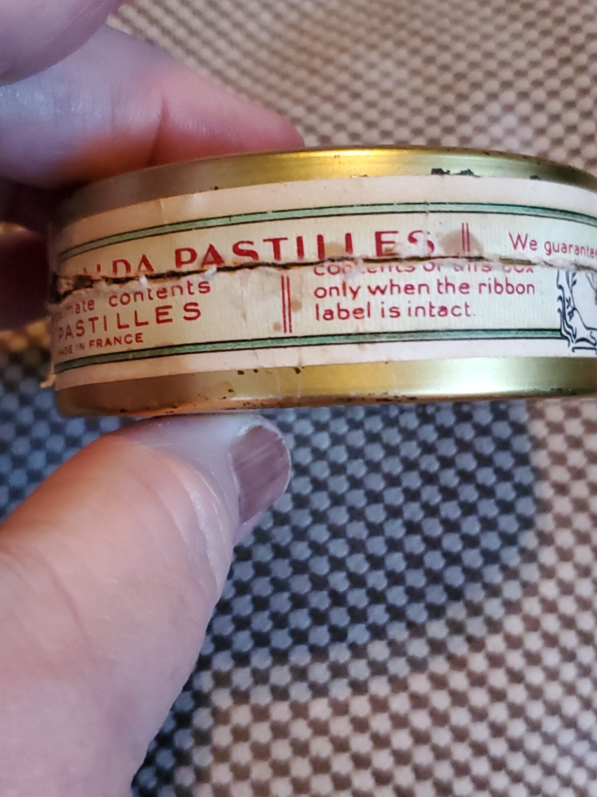 Vntg Tin Litho Valda Pastilles Medicine Cough Drops Menthol Paris France (Empty)