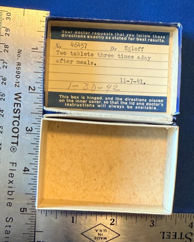 RX PRESCRIPTION CARDBOARD BOX, 1941. “The Prescription Shop” Mason City, Iowa.