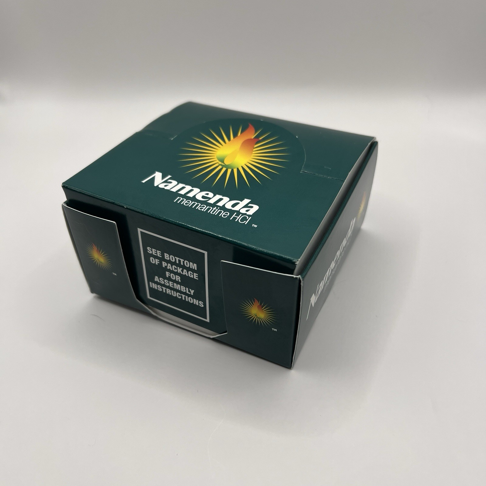 Vintage NAMENDA Pharmaceutical Drug Rep Post-It Note Pad 4”x 4” Cube