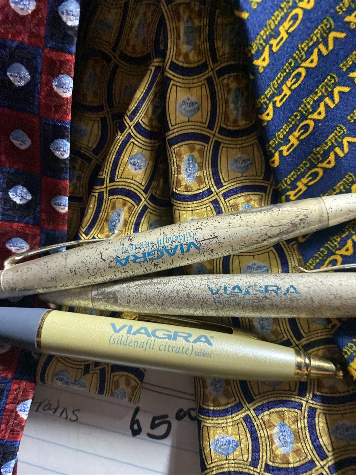 Lot : Viagra 100% Silk Ties Amd Working Pens From Drug Reps. Offers Acceptible