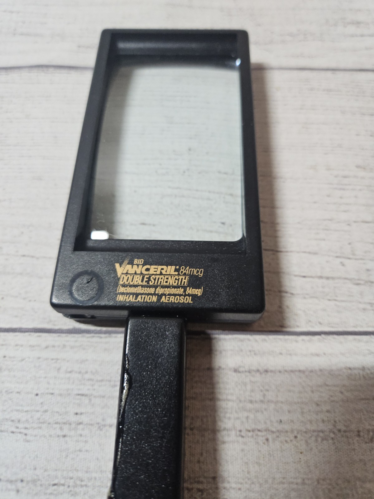Vintage VANCERIL Promotional Magnifying Glass – Collapsible – BID Vanceril RARE!