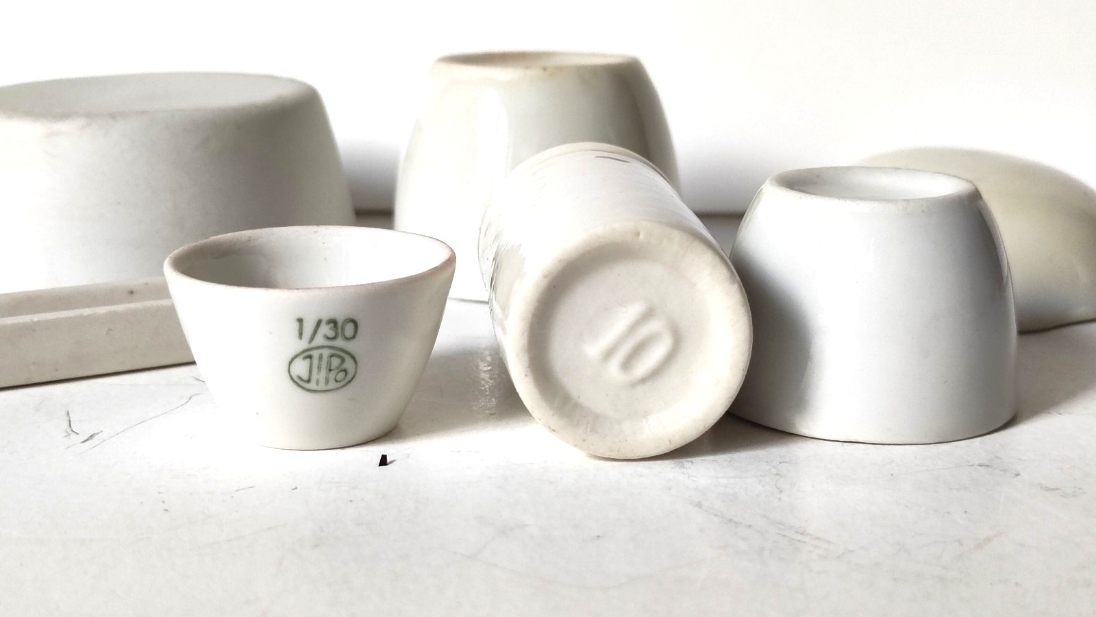 PORCELAIN SMALL VESSELS, Evaporating Dishes, Set of 7 – Pharmacy, Labs, Vintage