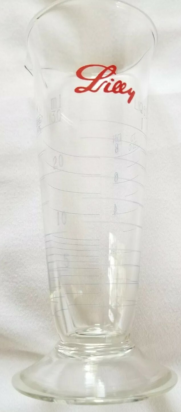 Lilly Beaker Glass Footed Graduated Cylinder Laboratory Chemistry 30 ML 1 oz VTG