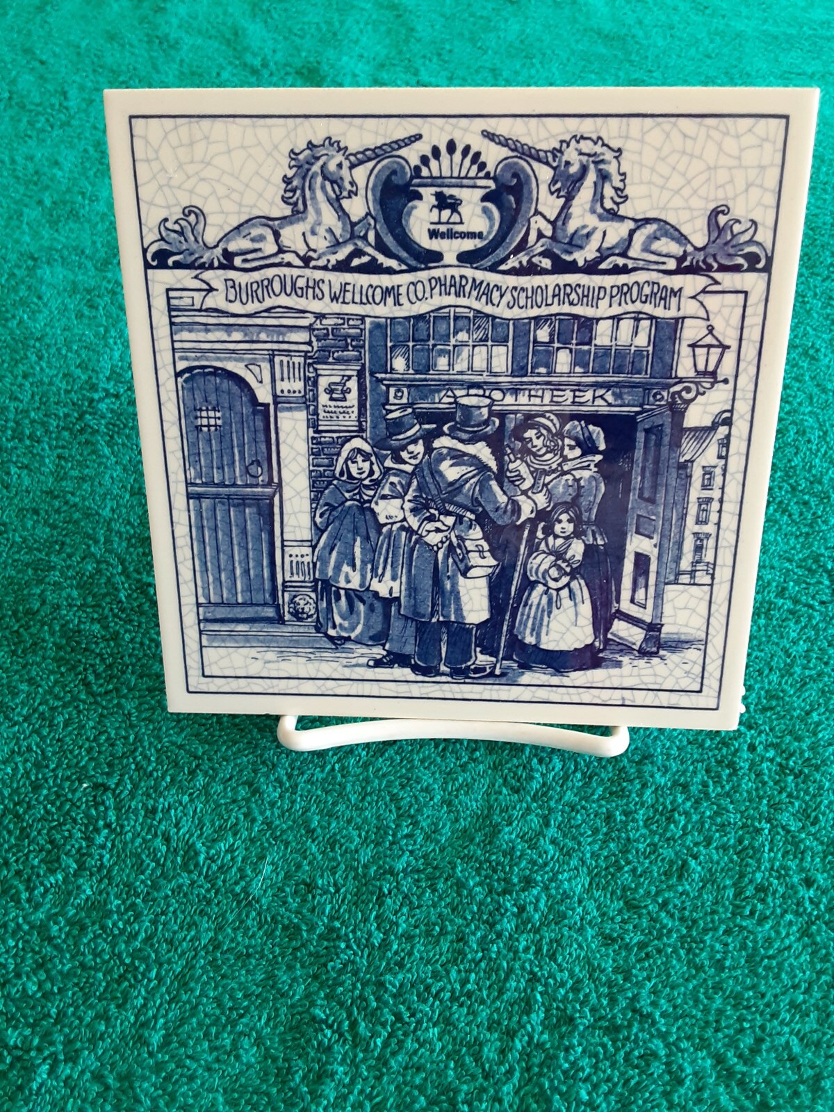BLUE DELFT HOLLAND HANDMADE PHARMACY HISTORY CERAMIC TILE 1992 ORIGINAL BOX 6X6