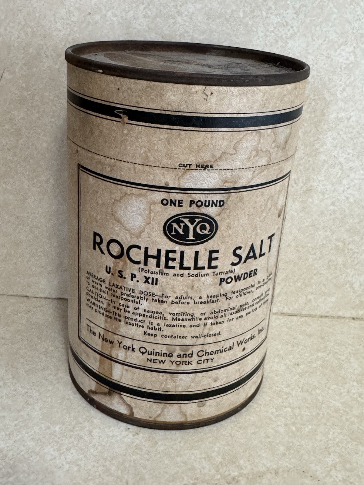 Vintage NYQ Rochelle Salt 1Lb Canister 1940s WWII Era Apothecary Chemist Display