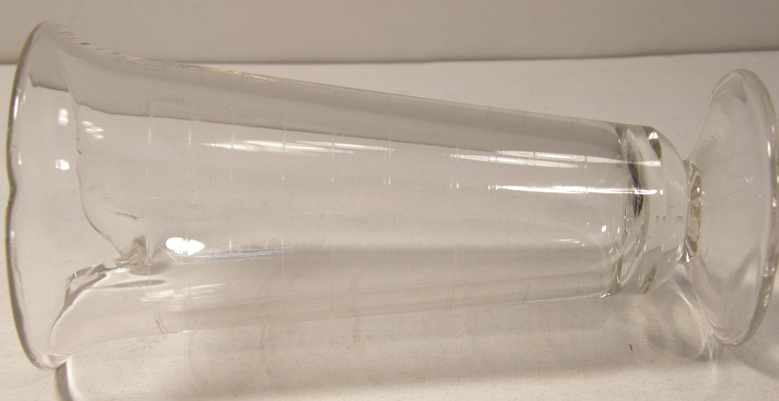 VINTAGE GLASCO CLEAR GLASS ETCHED FOOTED MEASURING POURING BEAKER APOTHECARY LAB
