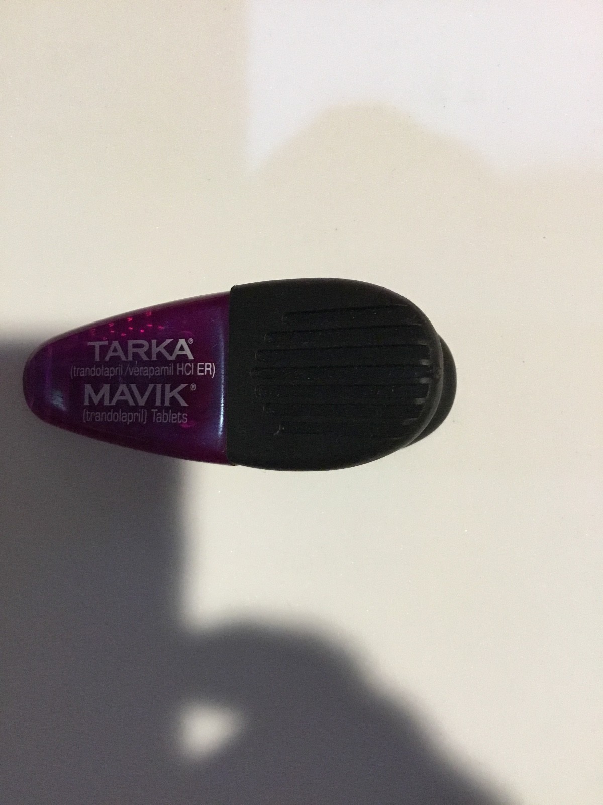 VERY RARE TARKA/MAVIK (TRANDOLAPRIL) DRUG REP MAGNETIC CLIP