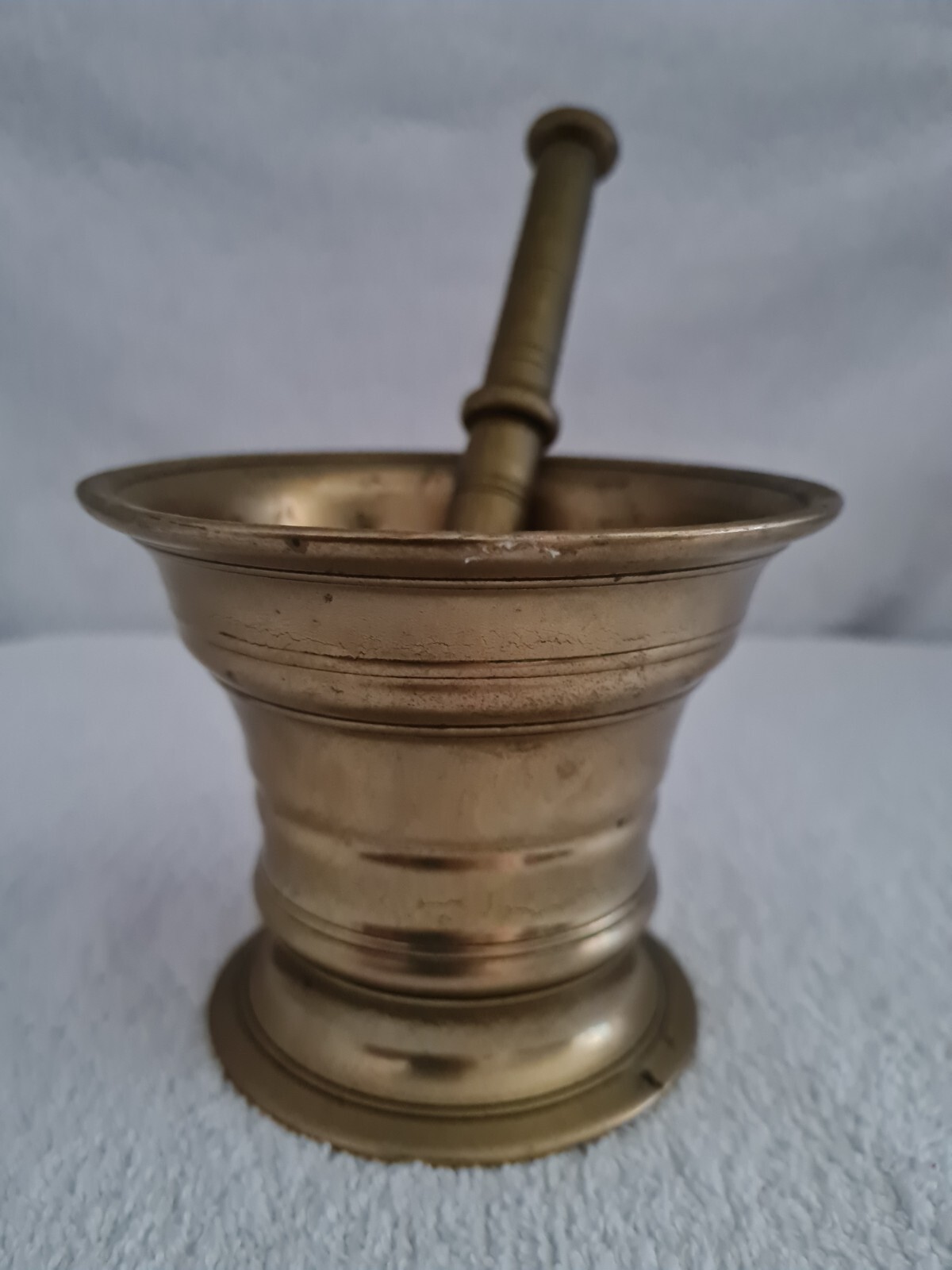 ANTIQUE 4″ SOLID BRASS APOTHECARY MORTAR & PESTLE /DRUGGIST TOOL