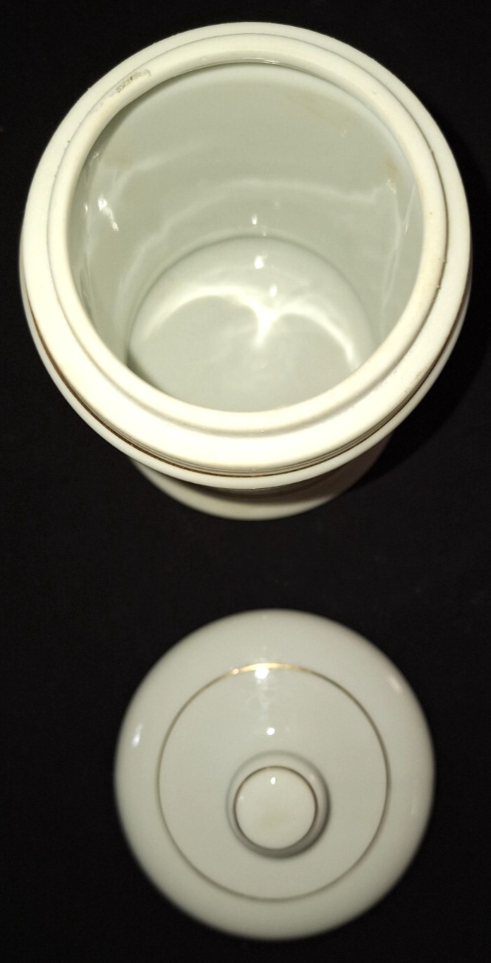 VTG RX APOTHECARY JAR MD CORICIDIN-D 6.5″ GOLD TRIM w/LATIN PHARMACY DRUG STORE