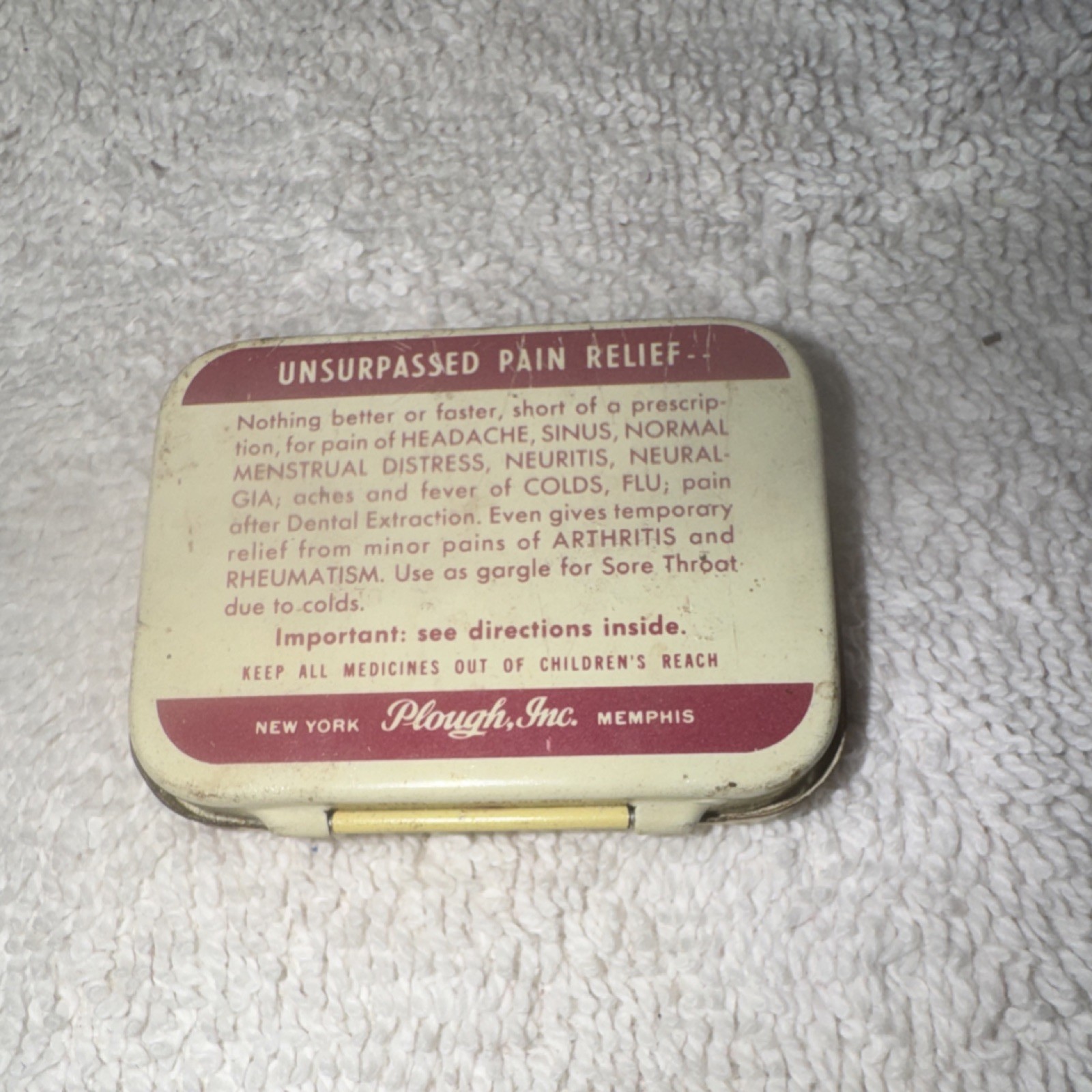 St. Joseph Vintage Aspirin Tin 12 Tablets Adult Strength Plough Inc Collectible