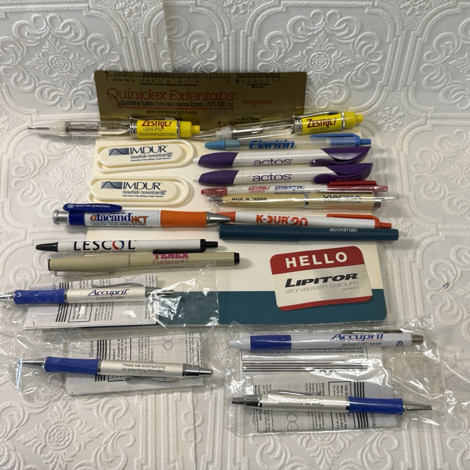Pharmaceutical Drug Rep Collectible Pens/Misc Lot 16 Pens, Paper Clips, Note Pad