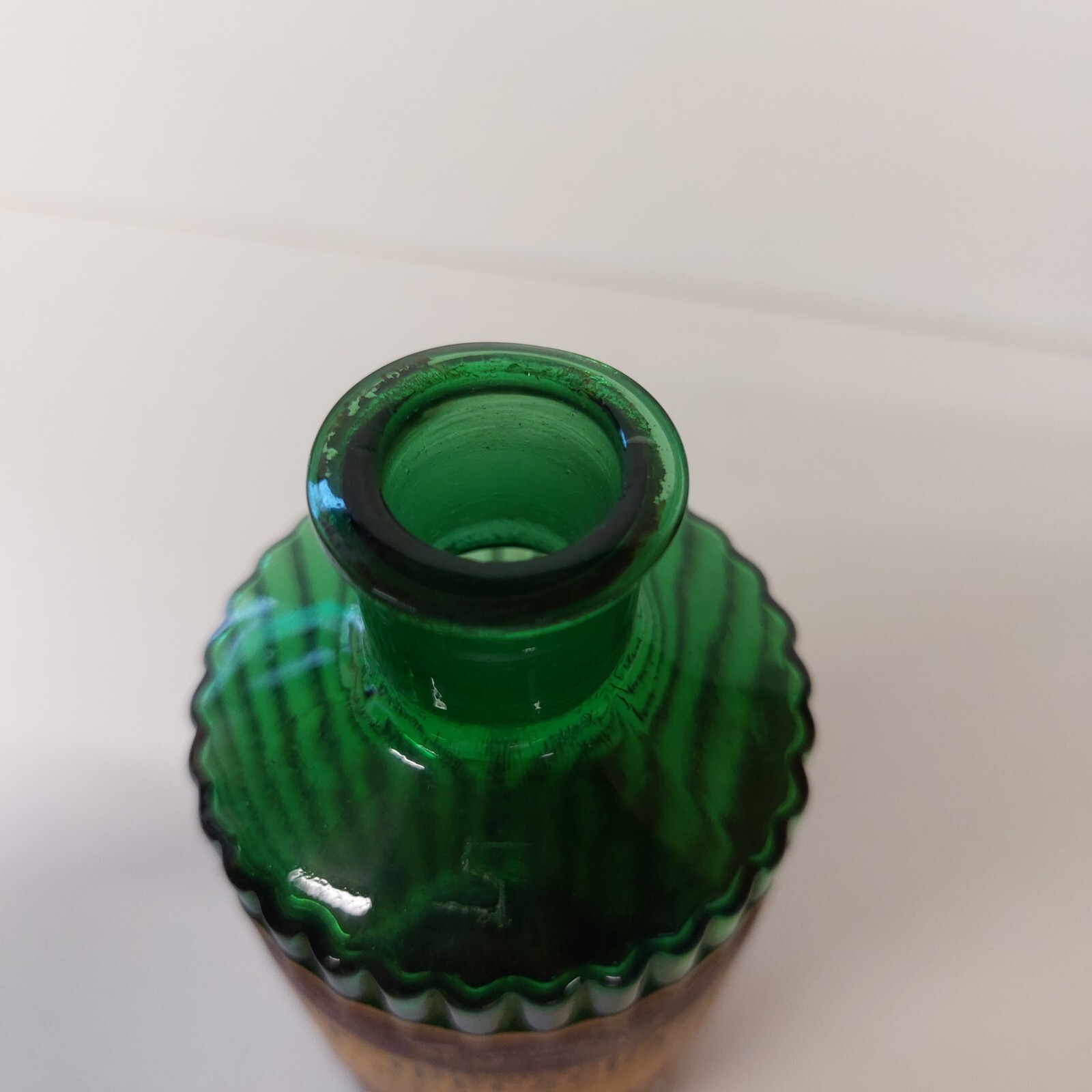 Labeled Wright Layman Umney Ltd London Emetic Ribbed Chemists Apothecary Bottle