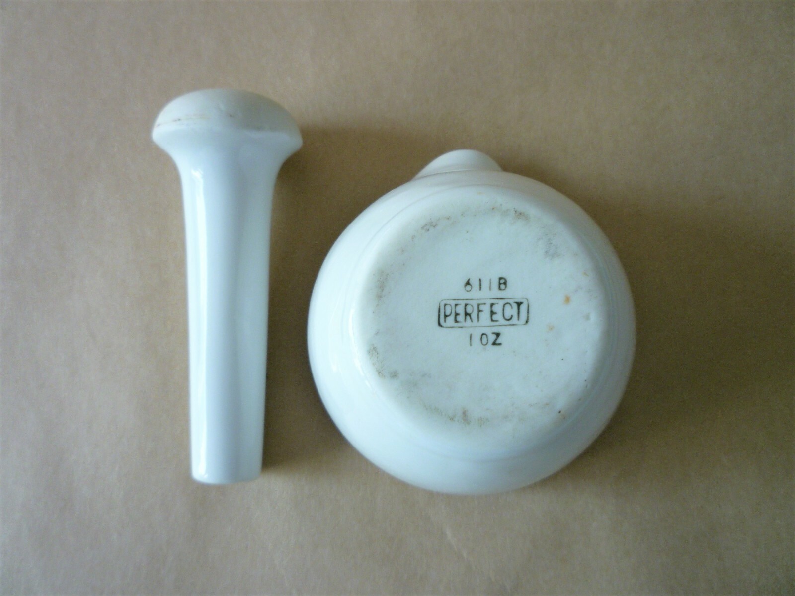 Vintage Porcelain Pestle Mortar by Perfect – 1 Ounce