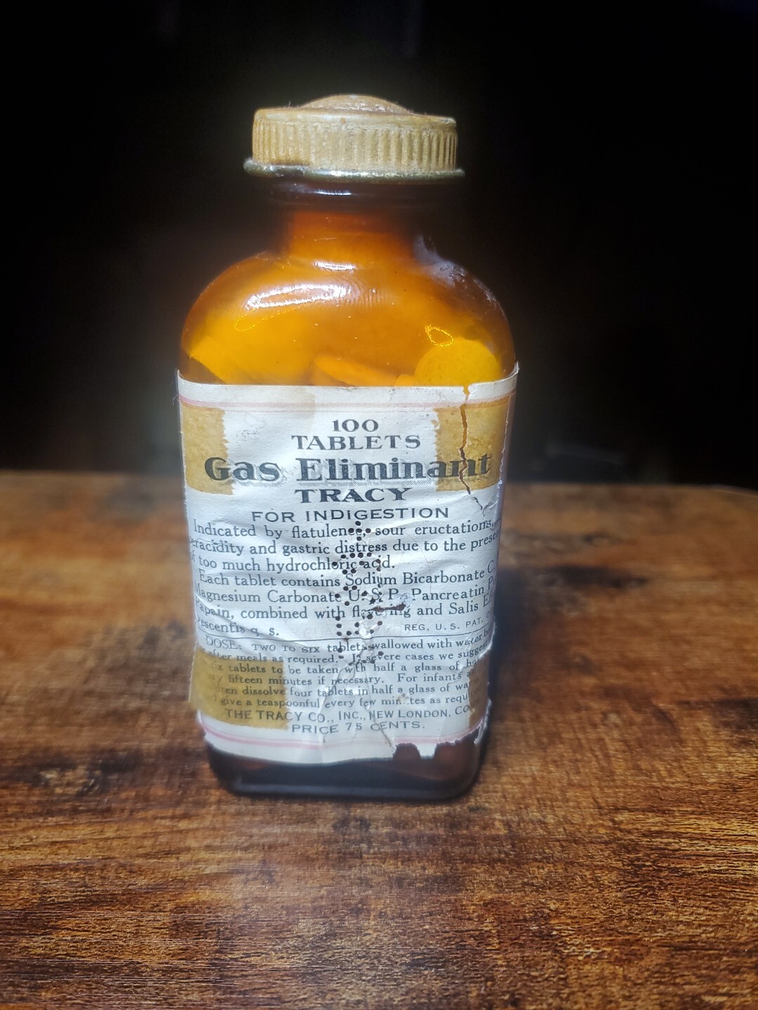 Vintage Apothecary Tracy Gas Eliminate. New London Conn. Full Sealed