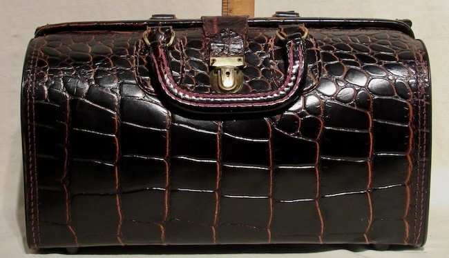 VINTAGE UPJOHN DRs MEDICINE BAG HOMA ALLIGATOR PRINT LEATHER HOMA CLASP NO KEY