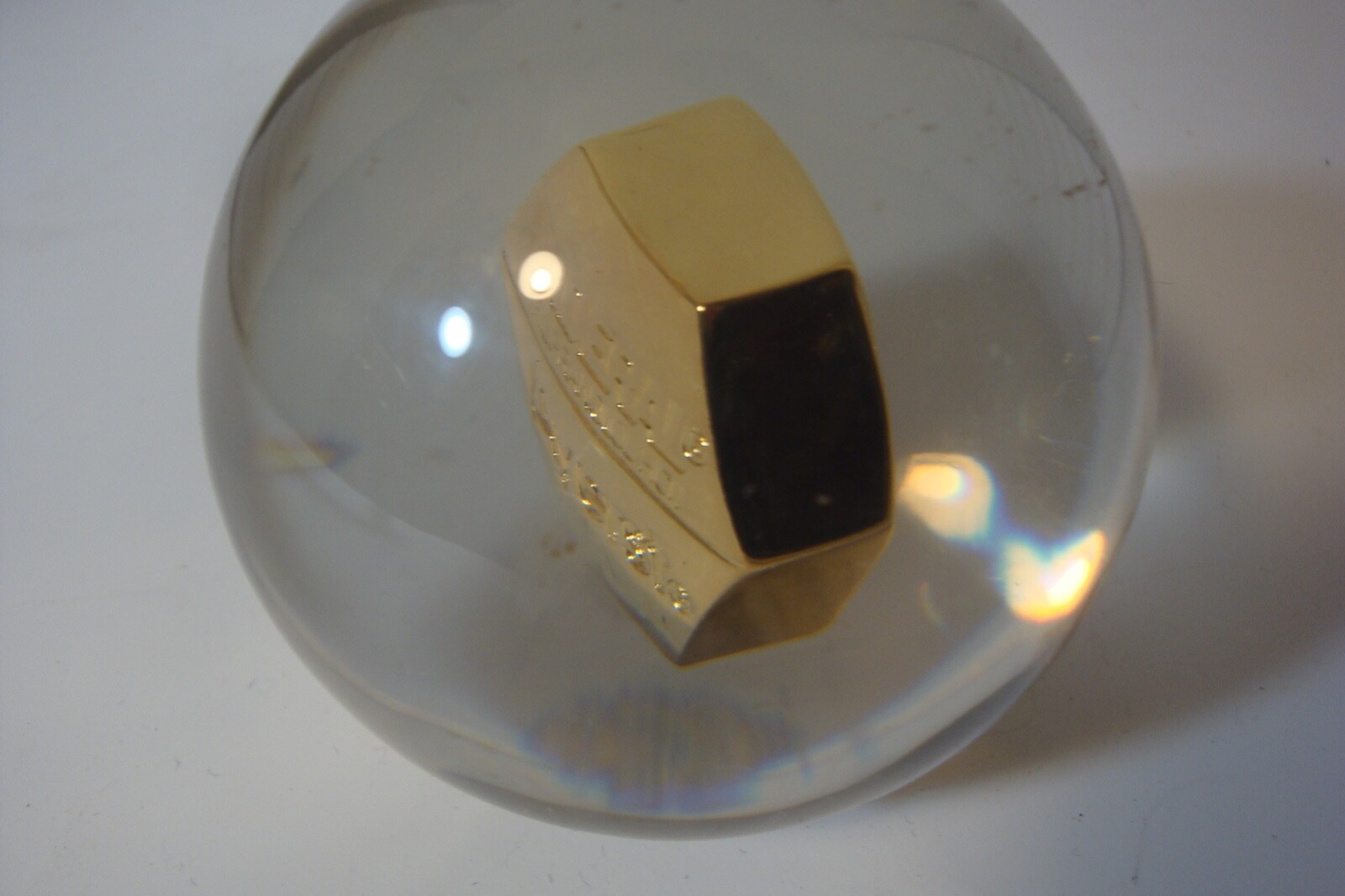 Inderal Ayerst prescription paperweight acrylic used 3 inch diameter