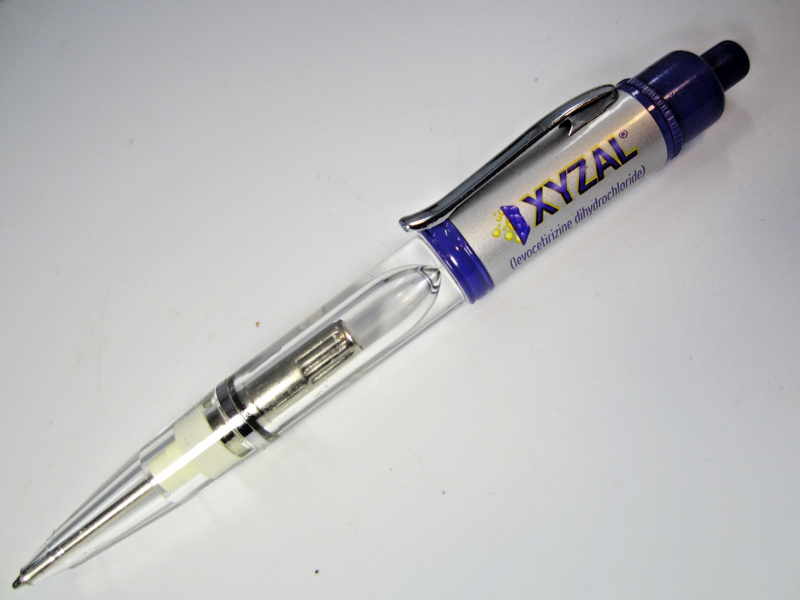 XYZAL Drug Rep Ink PEN Light Purple or Yellow Collectible Pharmaceutical Medical