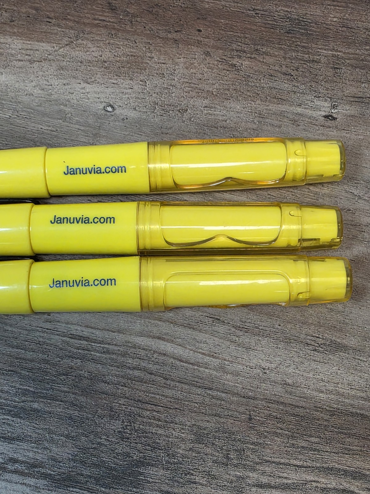 Januvia Post-It Highlighters Pharmaceutical Drug Rep Advertising Yellow Lot Of 3