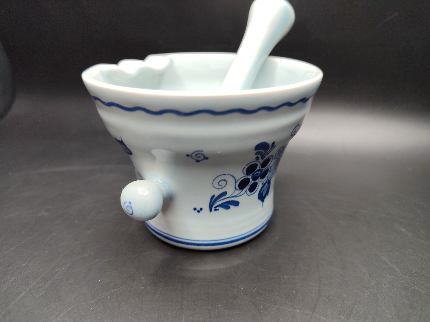 Delfts Apothecary Pestle and Mortar Floral Marked Schoonhoven Keramiek #5087